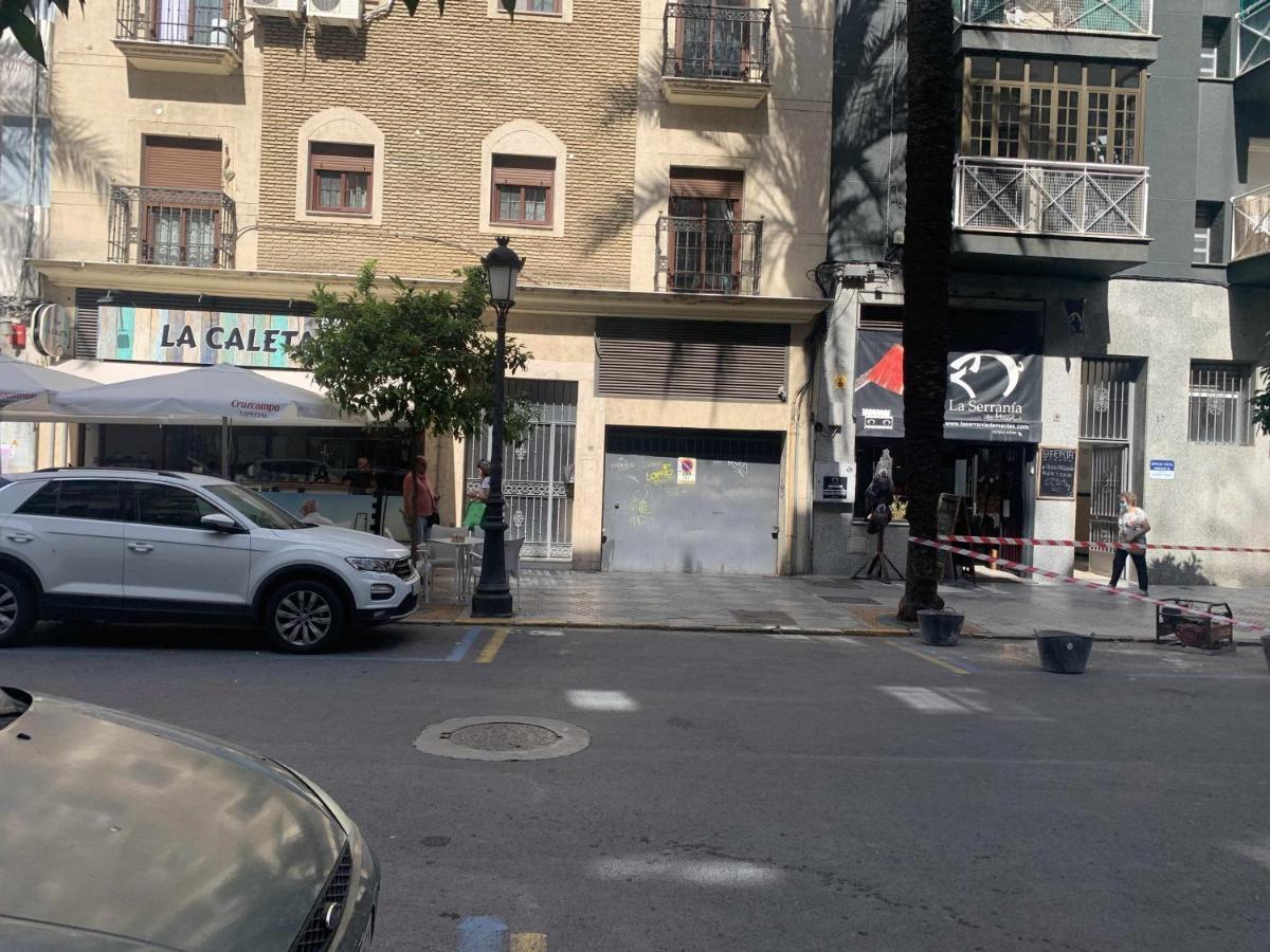 Apartamento Tranquilo En Pleno Centro Con Garaje Huelva Exteriör bild